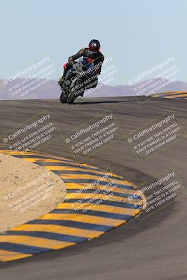 media/Dec-18-2022-SoCal Trackdays (Sun) [[8099a50955]]/Turns 9 and 10 Set 2 (1055am)/